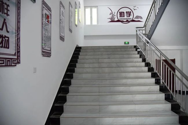 沁阳市高中学教学楼楼梯改建项目竞争磋商公告(不见面开标)